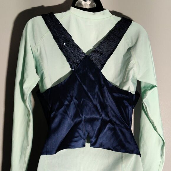 📏Emporio Armani 100% Silk Waistcoat - Picture 5 of 8